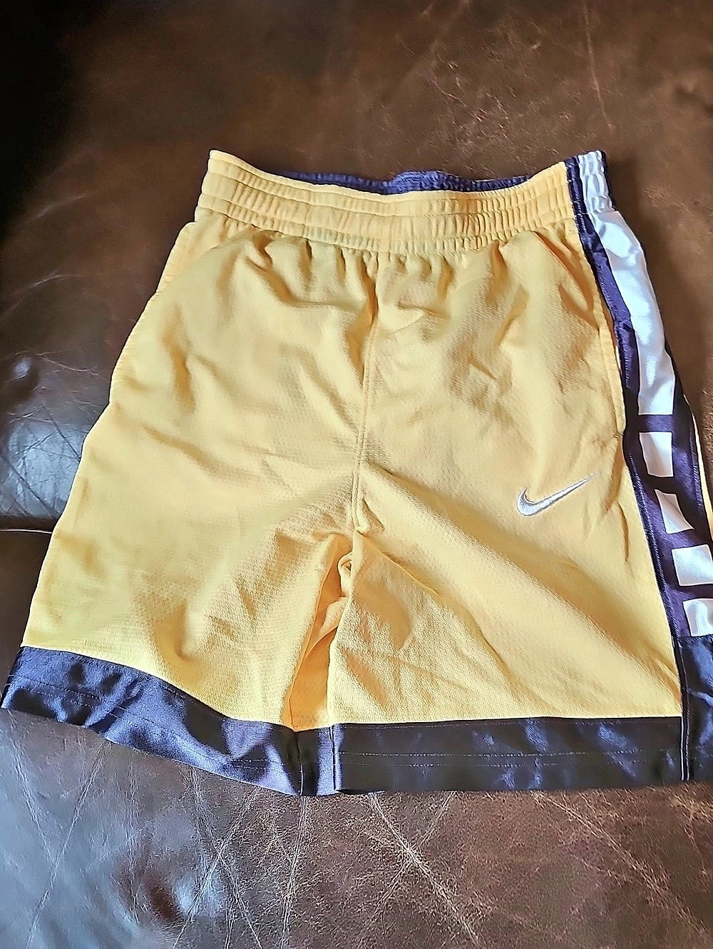 Nike Dri-FIT Standard Fit shorts Athletic Shorts Yellow & Purple Boys Large